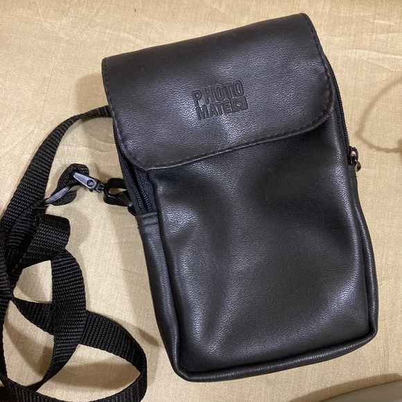 Ultra Fast Battery Charger For AA & AAA Batteries Ni-MH & Ni-CD - Picture 9 of 16